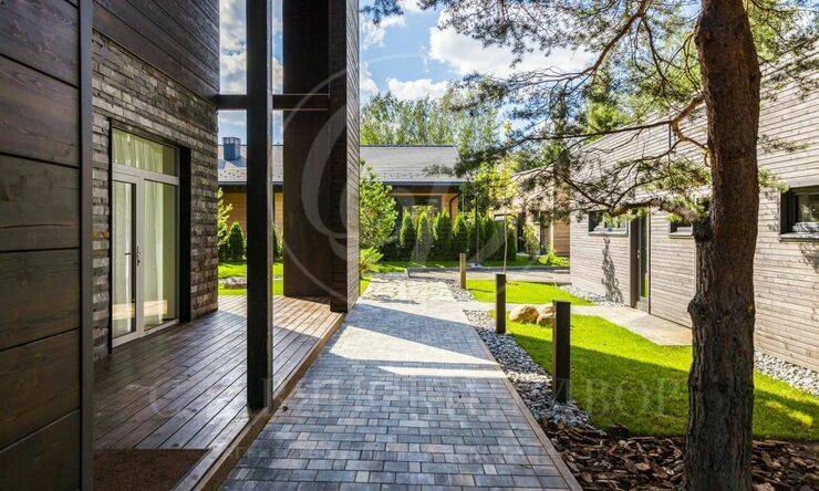 Лот-11806-425721 продажа дома 1-е Успенское шоссе Gorki Lake (Горки Лейк)