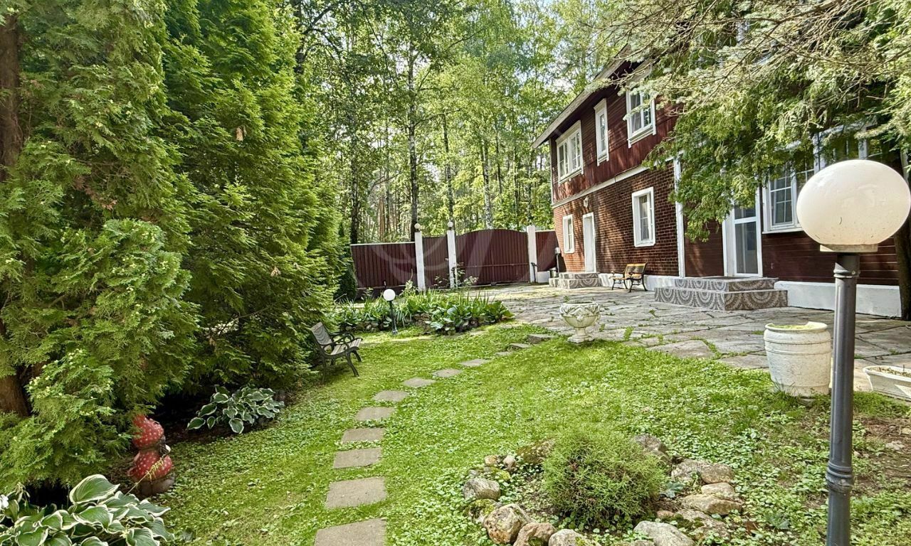 В аренду дом в поселке Новь