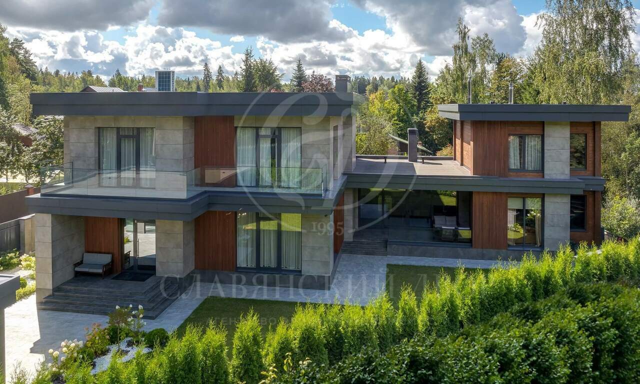 На продажу дом в поселке Ольгино