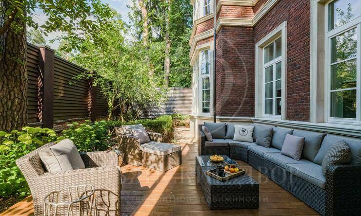 Лот-12239-433124 продажа дома Рублево-Успенское шоссе Жуковка  Академическая