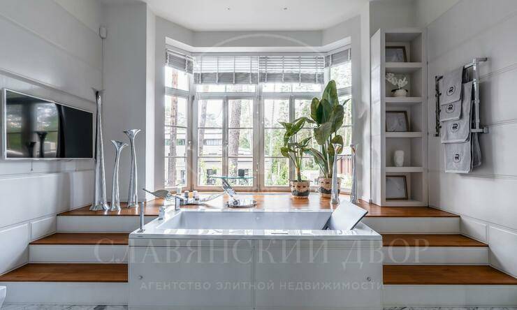 Лот-12239-433131 продажа дома Рублево-Успенское шоссе Жуковка  Академическая