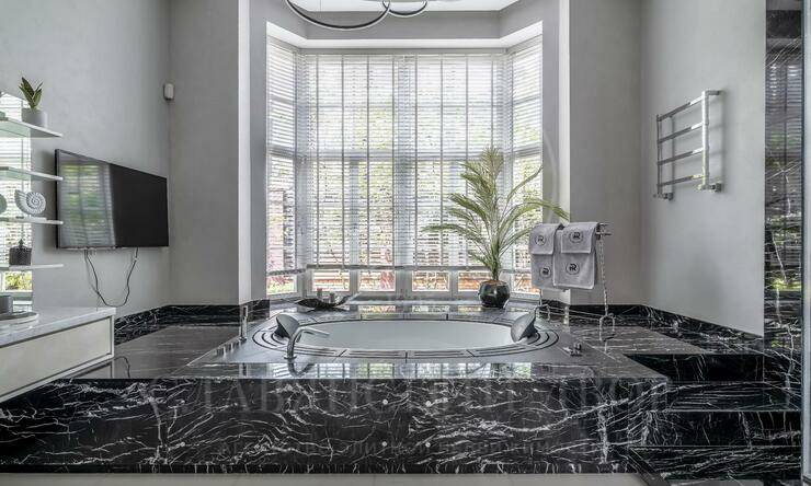 Лот-12239-433132 продажа дома Рублево-Успенское шоссе Жуковка  Академическая