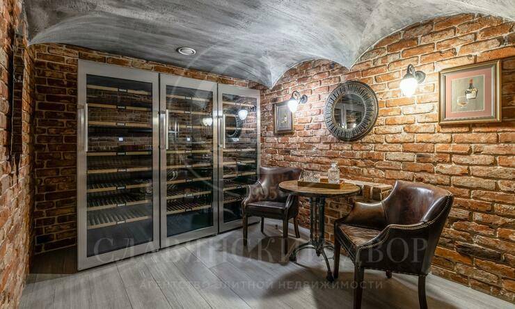 Лот-12239-433136 продажа дома Рублево-Успенское шоссе Жуковка  Академическая