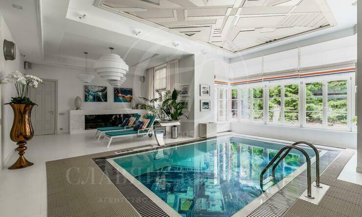 Лот-12239-433137 продажа дома Рублево-Успенское шоссе Жуковка  Академическая