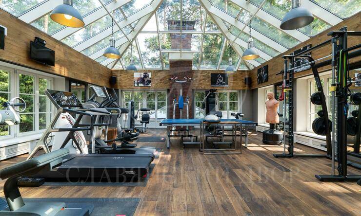 Лот-12239-433138 продажа дома Рублево-Успенское шоссе Жуковка  Академическая