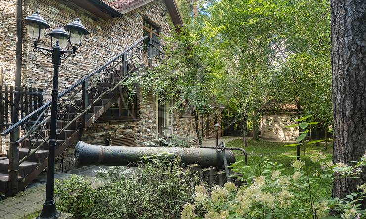 Лот-12221-433558 продажа дома Рублево-Успенское шоссе Жуковка Правая сторона