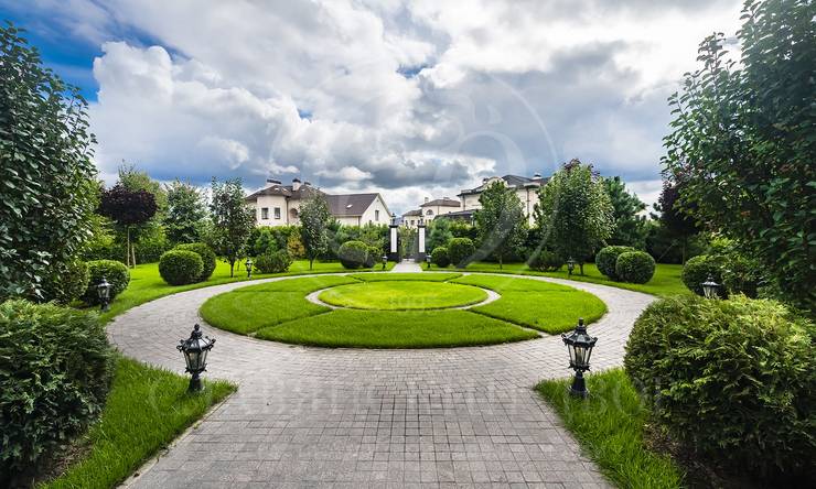 Лот-12157-435409 аренда дома Рублево-Успенское шоссе Шато Соверен (Chateau Souverain)