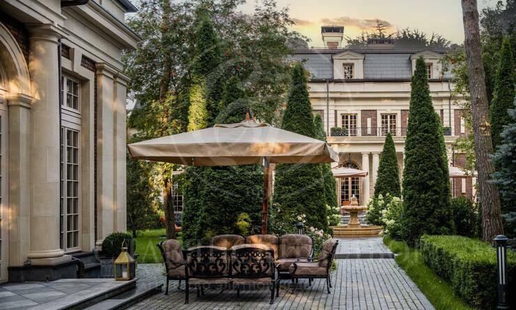 Лот-12144-435724 продажа дома Новорижское шоссе Бенилюкс