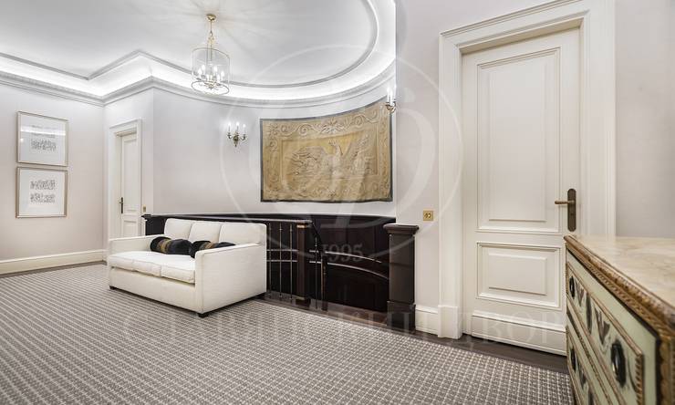 Лот-13380-436205 Продажа квартиры Остоженка