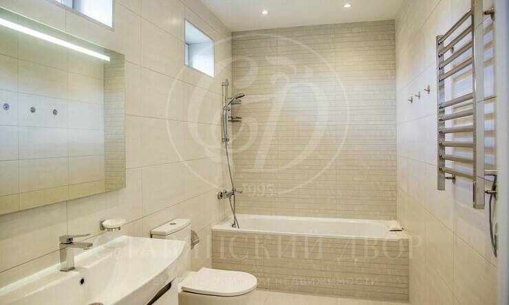 Лот-12139-436271 продажа дома Рублево-Успенское шоссе Подушкинское лесничество