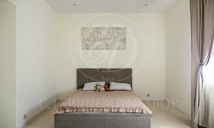 Лот-12139-436282 продажа дома Рублево-Успенское шоссе Подушкинское лесничество