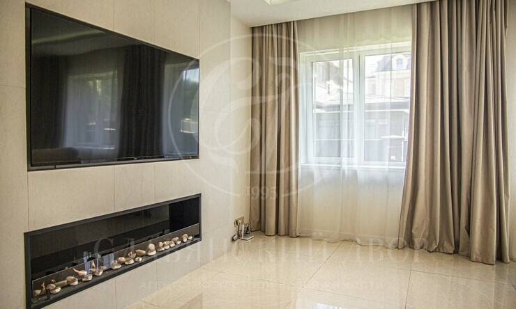 Лот-12139-436299 продажа дома Рублево-Успенское шоссе Подушкинское лесничество