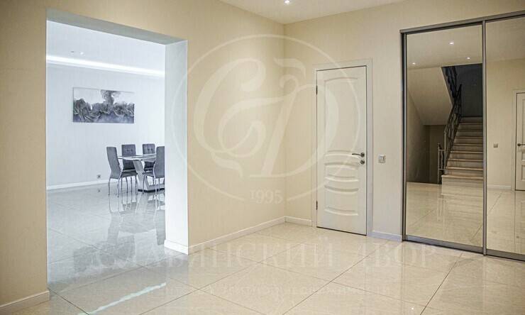 Лот-12139-436300 продажа дома Рублево-Успенское шоссе Подушкинское лесничество