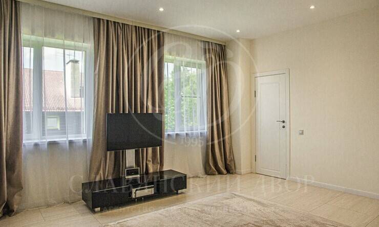 Лот-12139-436305 продажа дома Рублево-Успенское шоссе Подушкинское лесничество