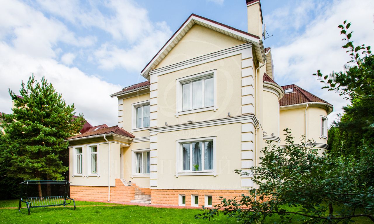 В аренду дом в поселке Романово-2