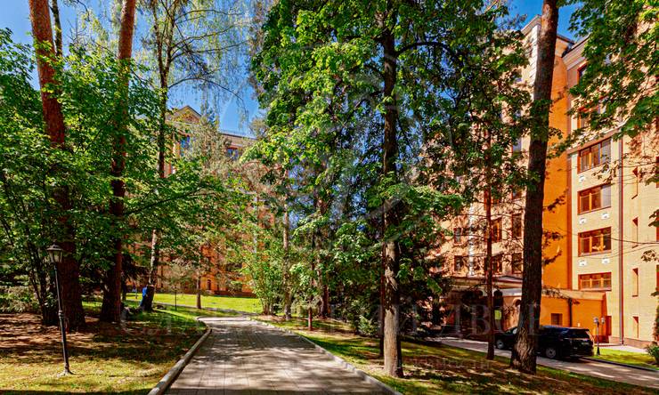 Лот-12075-437261 продажа дома Сколковское шоссе ФРМУ (КП Фонда развития Международного университета)