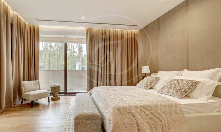 Лот-12072-437381 продажа дома Рублево-Успенское шоссе Ильинские дачи