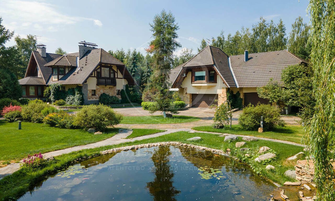 Уникальная резиденция в Глухово на берегу реки