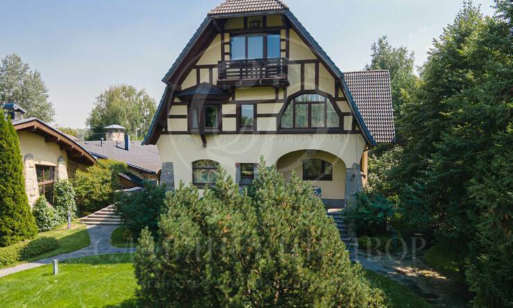 Лот-12036-437759 продажа дома Рублево-Успенское шоссе Глухово