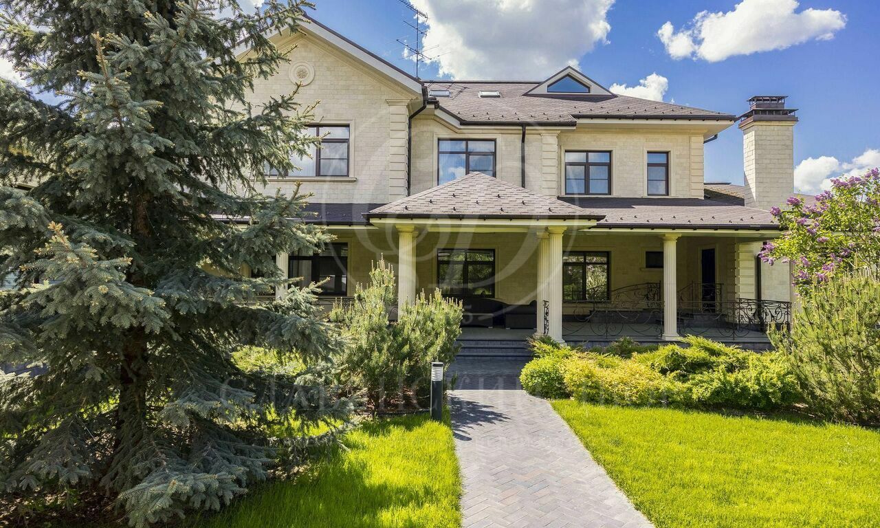 На продажу дом в поселке Павлово-1