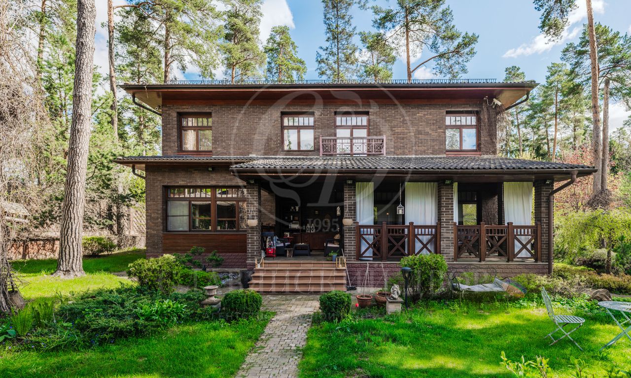 На продажу дом в поселке Поречье