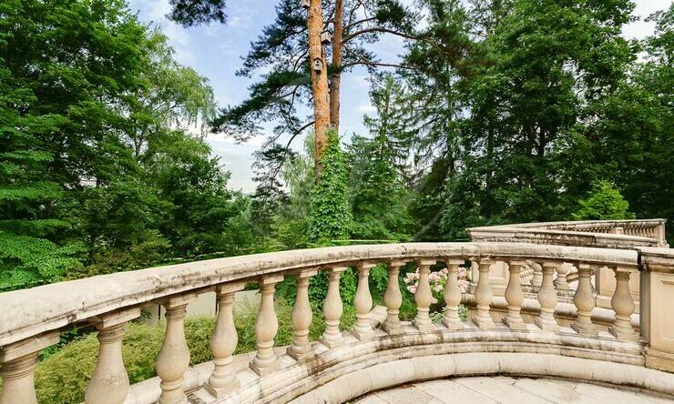 Лот-12000-438728 продажа дома Сколковское шоссе ФРМУ (КП Фонда развития Международного университета)