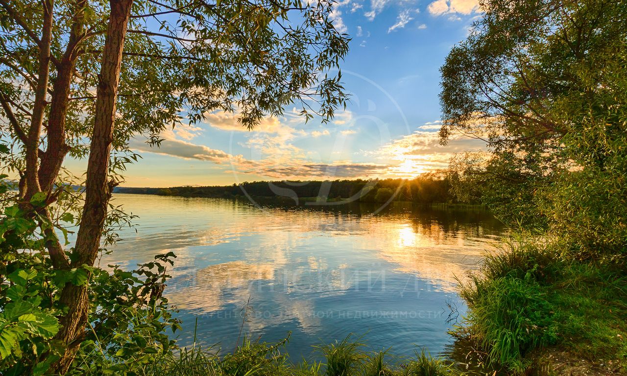 Продажа участка в поселке Успенские Дачи