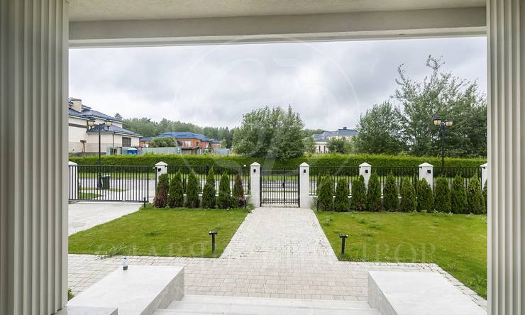 Лот-11812-442176 аренда дома Рублево-Успенское шоссе Шато Соверен (Chateau Souverain)