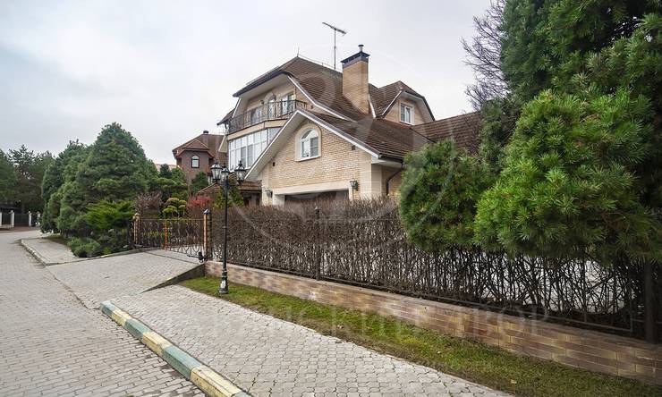 Лот-1758-443399 аренда дома Рублево-Успенское шоссе Петровский