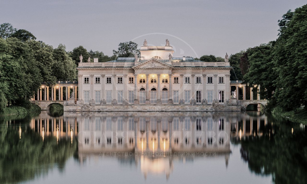 Роскошная усадьба на озере. Николино