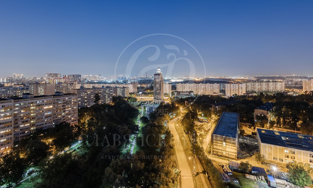 Видовая квартира в «Грин Хаус»