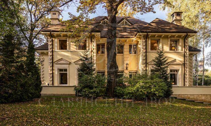 Лот-11411-448487 продажа дома Рублево-Успенское шоссе Жуковка Правая сторона