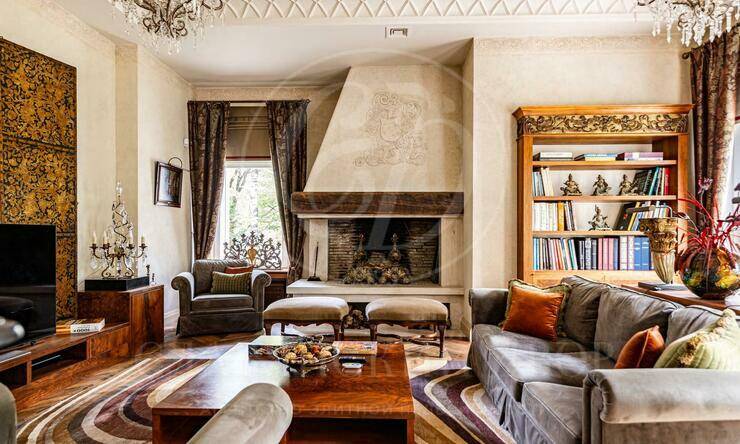 Лот-11411-448494 продажа дома Рублево-Успенское шоссе Жуковка Правая сторона