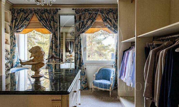 Лот-11411-448509 продажа дома Рублево-Успенское шоссе Жуковка Правая сторона