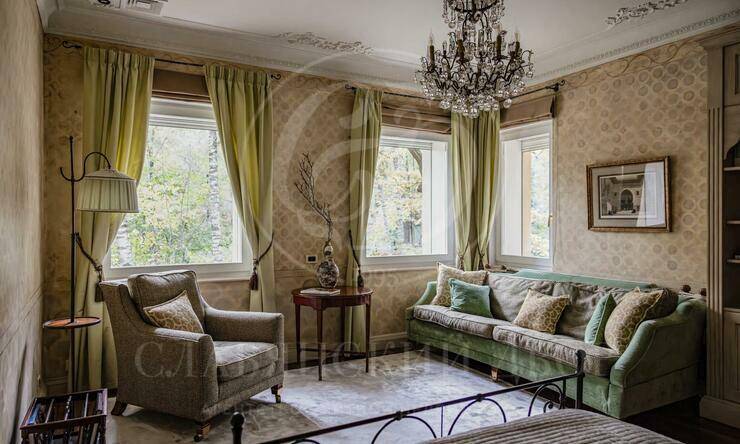 Лот-11411-448512 продажа дома Рублево-Успенское шоссе Жуковка Правая сторона