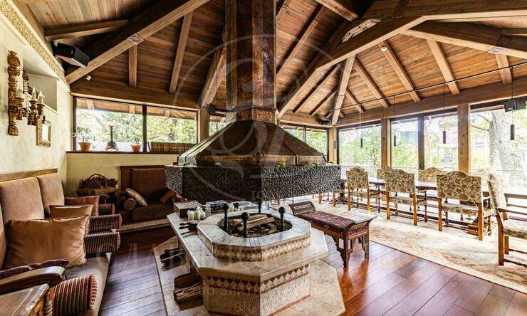 Лот-11411-448526 продажа дома Рублево-Успенское шоссе Жуковка Правая сторона