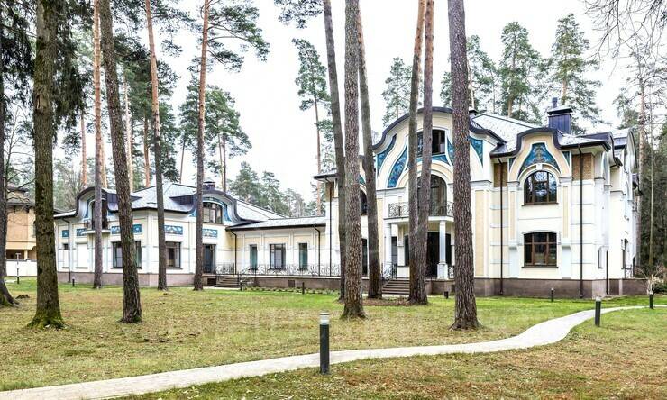 Лот-4218-449749 продажа дома Рублево-Успенское шоссе Сады Майендорф (бывшая территория санатория Барвиха)