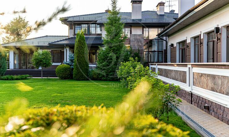 Лот-12330-450704 продажа дома Новорижское шоссе Миллениум парк