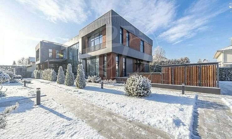 Лот-12400-455366 продажа дома Новорижское шоссе Миллениум парк