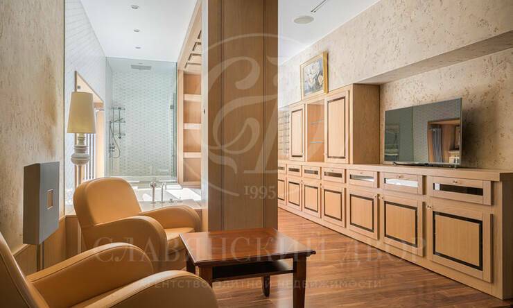 Лот-12403-455453 продажа дома Новорижское шоссе Бенилюкс