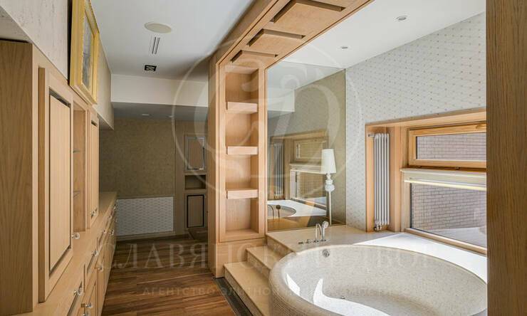 Лот-12403-455454 продажа дома Новорижское шоссе Бенилюкс