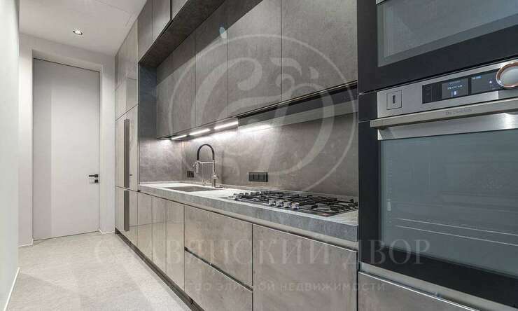 Лот-12091-455770 продажа дома Рублево-Успенское шоссе Жуковка Правая сторона