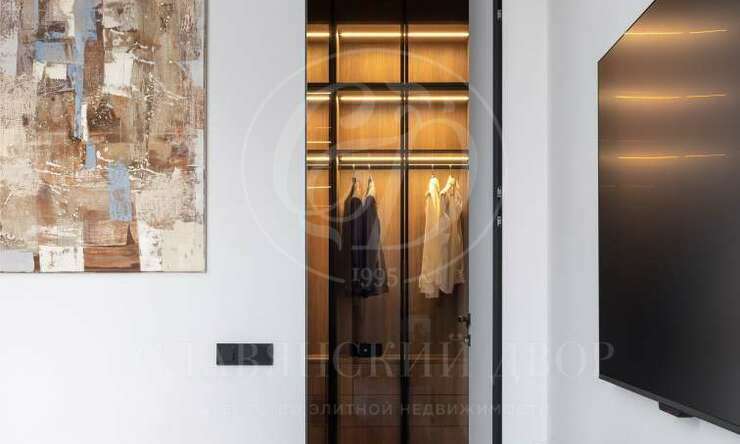 Лот-12091-455807 продажа дома Рублево-Успенское шоссе Жуковка Правая сторона