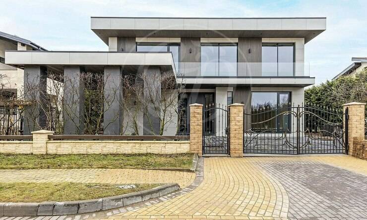 Лот-12444-457096 продажа дома Новорижское шоссе Миллениум парк