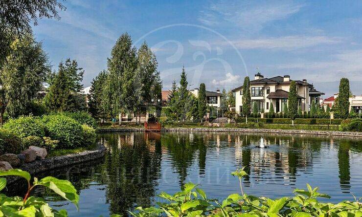 Лот-12445-457137 продажа дома Новорижское шоссе Монтевиль