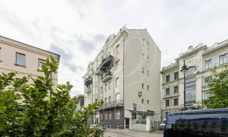 Лот-13422-462930 Продажа квартиры Остоженка