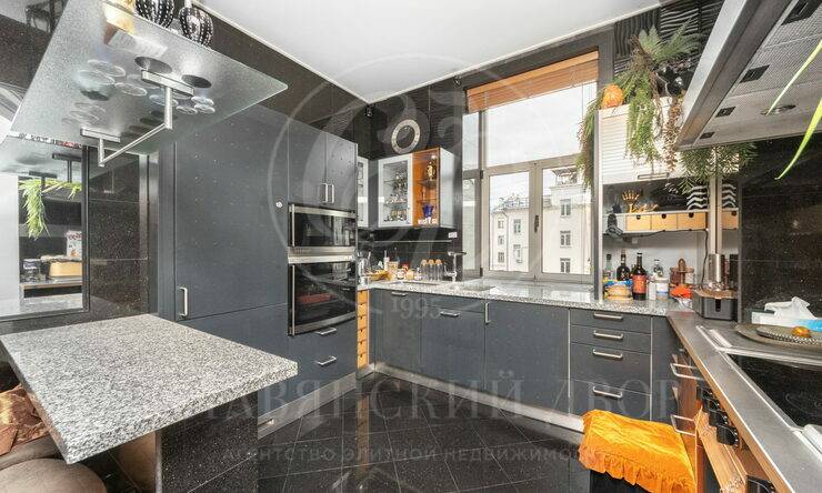 Лот-13422-462945 Продажа квартиры Остоженка