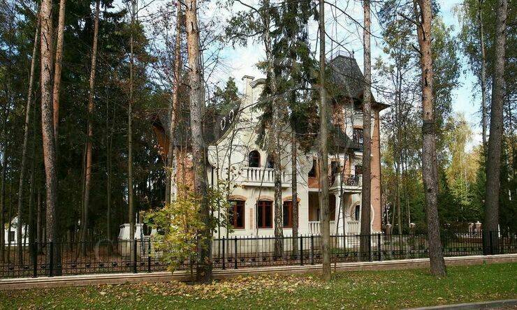 Лот-12547-463508 продажа дома Минское шоссе Довиль
