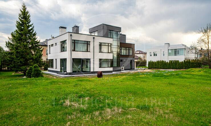 Лот-12623-469219 продажа дома Новорижское шоссе Миллениум парк