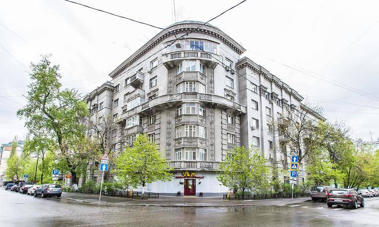 Продажа квартиры в Воротниковском переулке